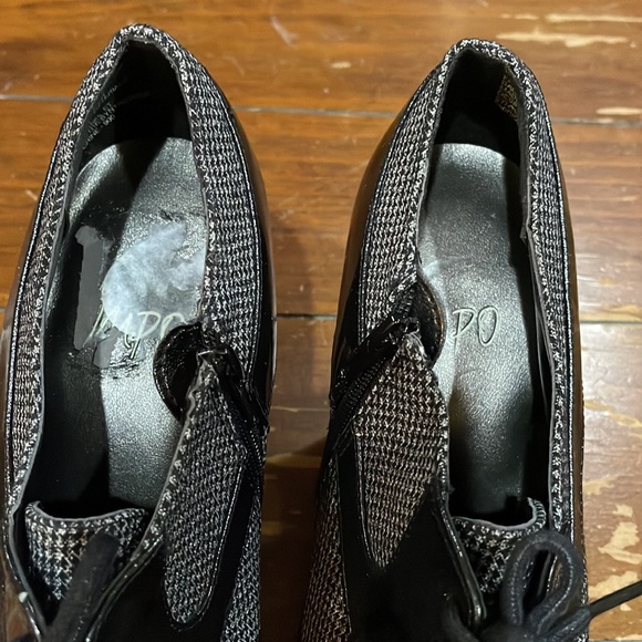 Impo spectator heels (sz 7) - Picture 6 of 12